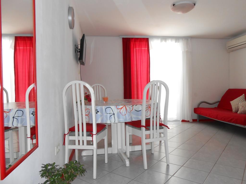Boutique Apartments Julija Водице Экстерьер фото